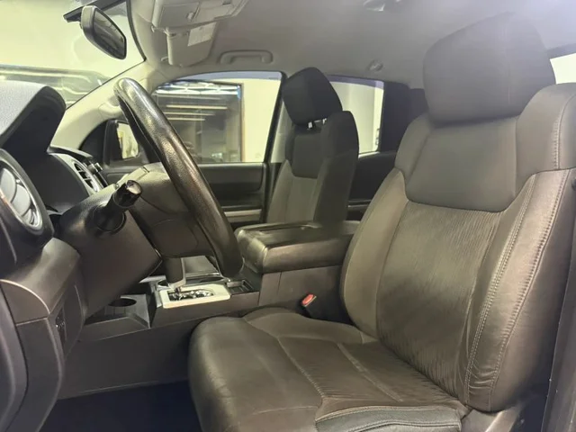 SEMINUEVOS TOYOTA Tundra Double Cab a Estados en autogozo
