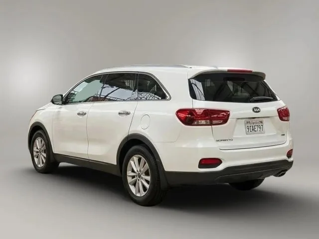 SEMINUEVOS KIA Sorento a Estados en autogozo