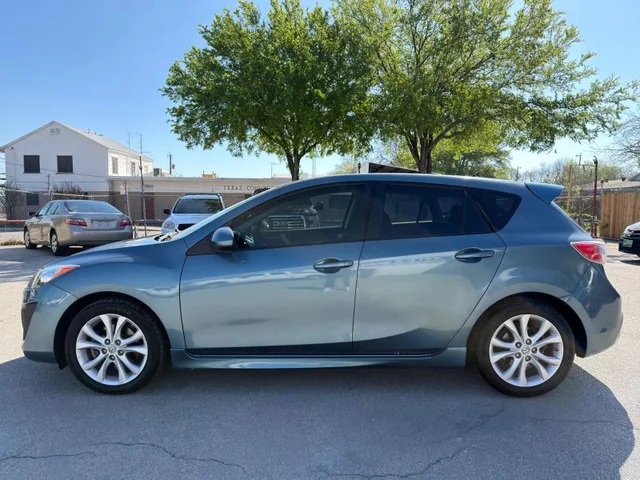 SEMINUEVOS MAZDA MAZDA3 a Estados en autogozo