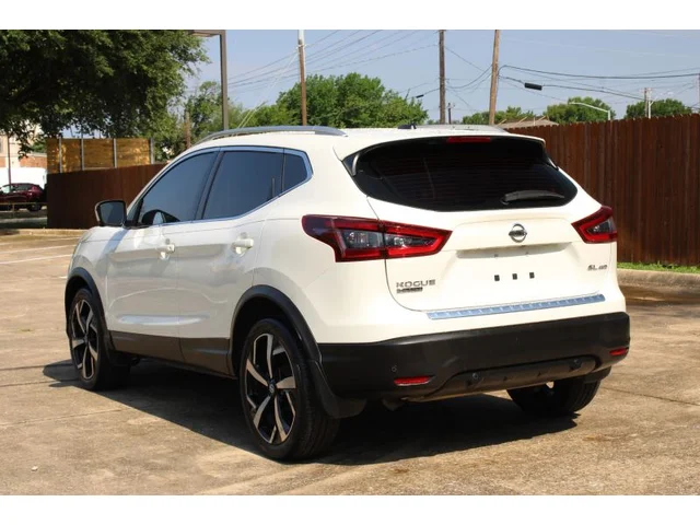 SEMINUEVOS NISSAN Rogue Sport a Estados en autogozo