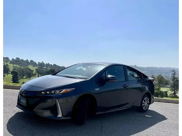 SEMINUEVOS TOYOTA Prius Prime a Estados en autogozo