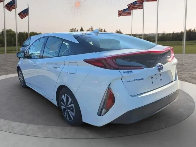 SEMINUEVOS TOYOTA Prius Prime a Estados en autogozo