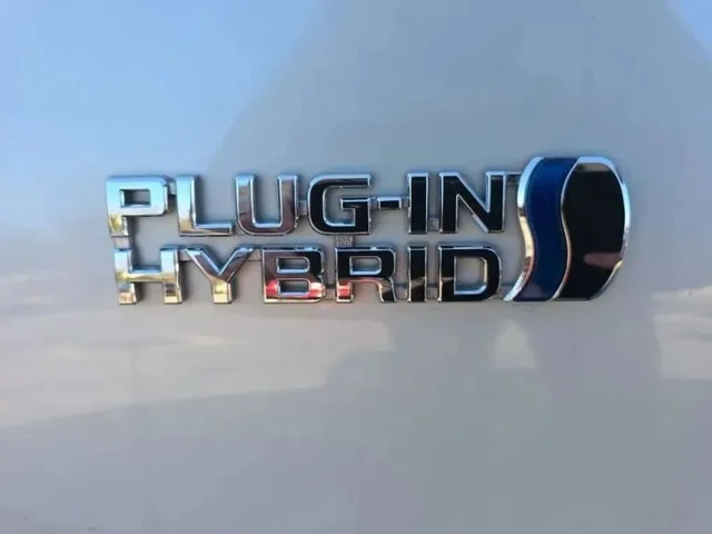 SEMINUEVOS TOYOTA Prius Prime a Estados en autogozo