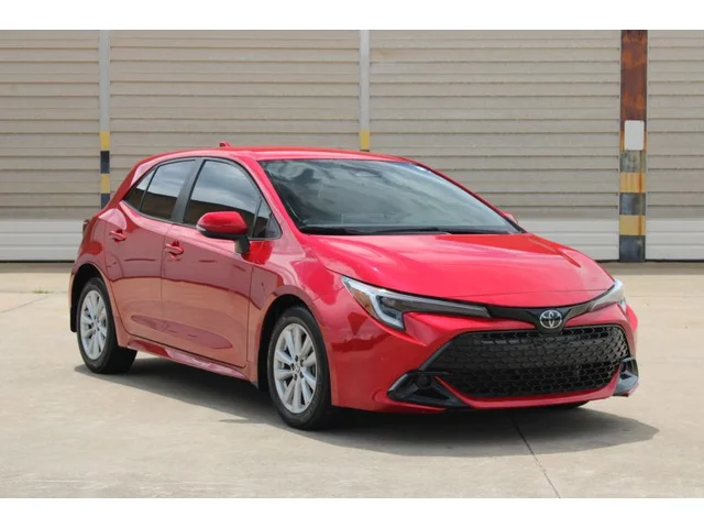 SEMINUEVOS TOYOTA Corolla Hatchback a Estados en autogozo