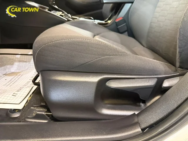 SEMINUEVOS TOYOTA Corolla Hatchback a Estados en autogozo