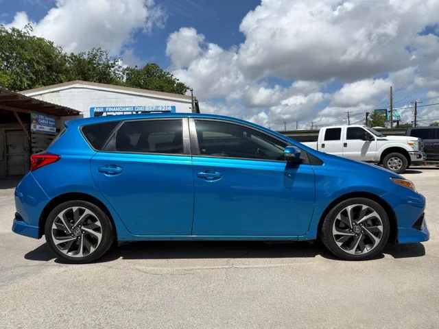 SEMINUEVOS TOYOTA Corolla iM a Estados en autogozo