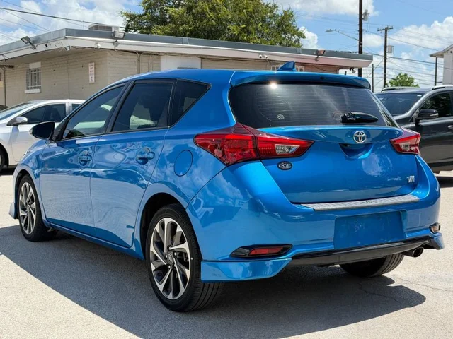 SEMINUEVOS TOYOTA Corolla iM a Estados en autogozo