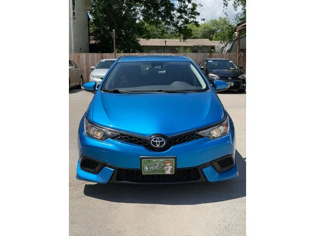 SEMINUEVOS TOYOTA Corolla iM a Estados en autogozo
