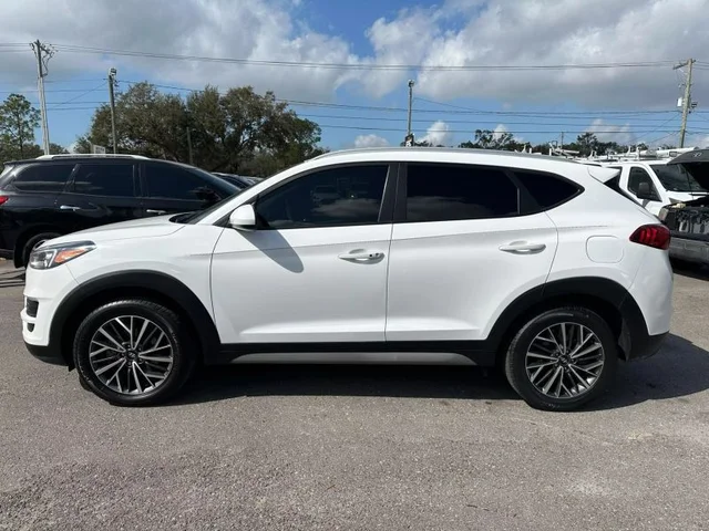 SEMINUEVOS HYUNDAI Tucson a Estados en autogozo