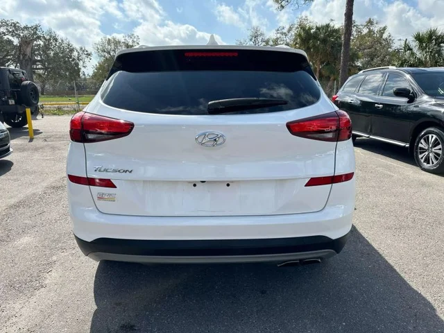 SEMINUEVOS HYUNDAI Tucson a Estados en autogozo