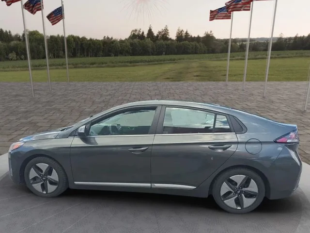 SEMINUEVOS HYUNDAI Ioniq Hybrid a Estados en autogozo