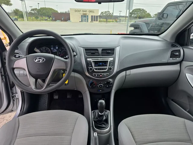 SEMINUEVOS HYUNDAI Accent a Estados en autogozo
