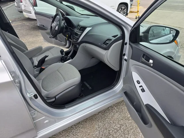 SEMINUEVOS HYUNDAI Accent a Estados en autogozo