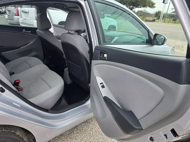 SEMINUEVOS HYUNDAI Accent a Estados en autogozo
