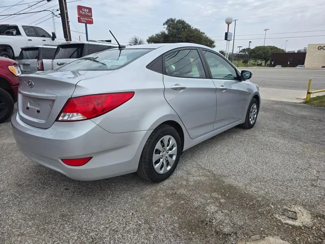 SEMINUEVOS HYUNDAI Accent a Estados en autogozo