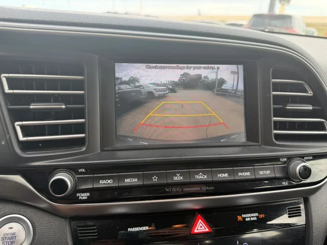 SEMINUEVOS HYUNDAI Elantra a Estados en autogozo