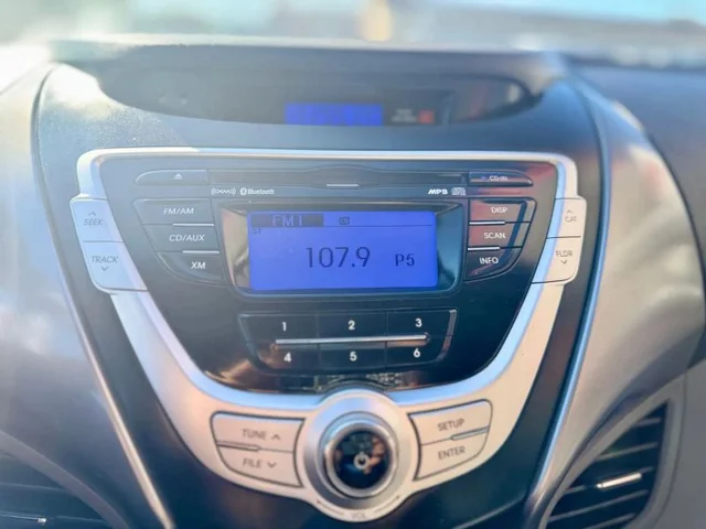 SEMINUEVOS HYUNDAI Elantra a Estados en autogozo