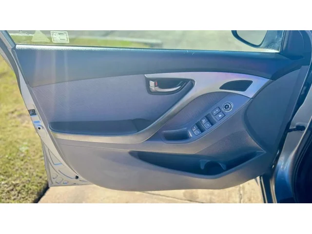 SEMINUEVOS HYUNDAI Elantra a Estados en autogozo