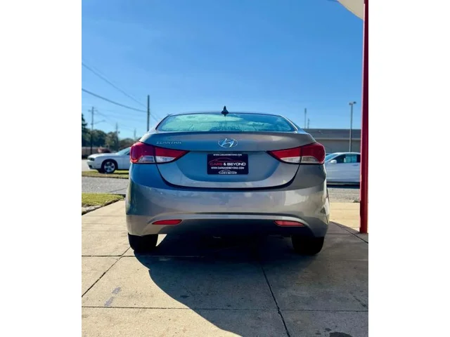SEMINUEVOS HYUNDAI Elantra a Estados en autogozo