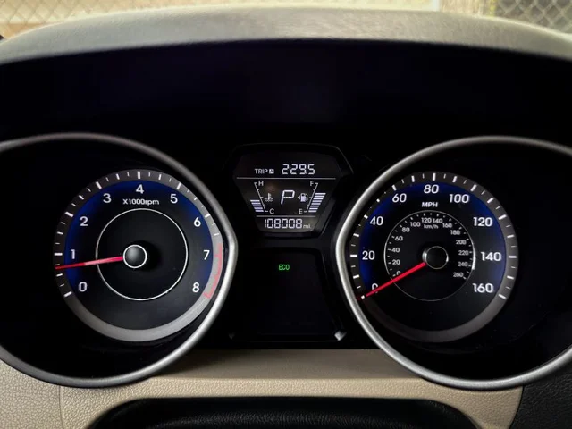 SEMINUEVOS HYUNDAI Elantra a Estados en autogozo