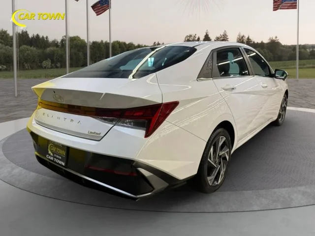 SEMINUEVOS HYUNDAI Elantra a Estados en autogozo