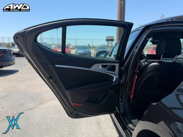 SEMINUEVOS GENESIS G70 a Estados en autogozo
