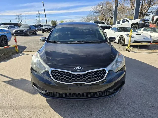 SEMINUEVOS KIA Forte a Estados en autogozo