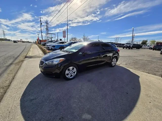 SEMINUEVOS KIA Forte a Estados en autogozo