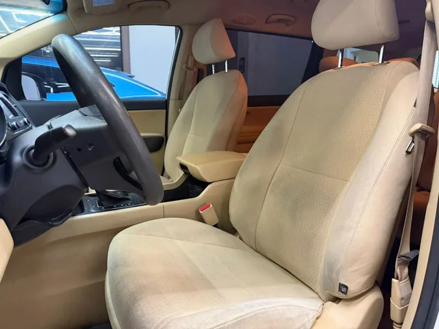 SEMINUEVOS KIA Sedona a Estados en autogozo