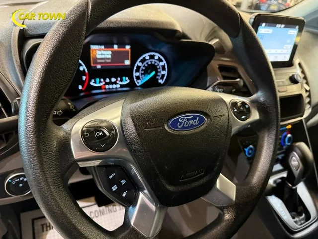 SEMINUEVOS FORD Transit Connect Cargo Van a Estados en autogozo