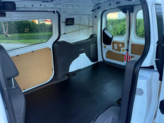 SEMINUEVOS FORD Transit Connect Cargo Van a Estados en autogozo