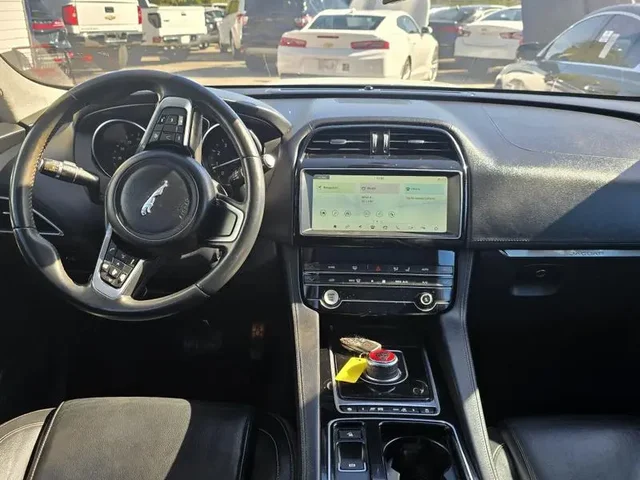 SEMINUEVOS JAGUAR F-PACE a Estados en autogozo