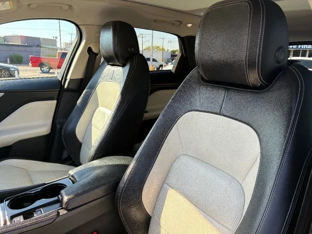 SEMINUEVOS JAGUAR F-PACE at Prime Dealer LLC in Mesa