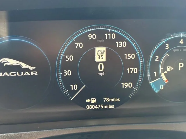 SEMINUEVOS JAGUAR F-PACE at Prime Dealer LLC in Mesa