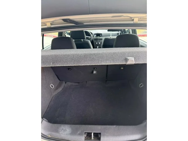 SEMINUEVOS SATURN Astra a Estados en autogozo