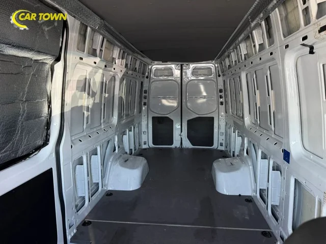 SEMINUEVOS MERCEDES-BENZ Sprinter 3500 XD Cargo a Estados en autogozo