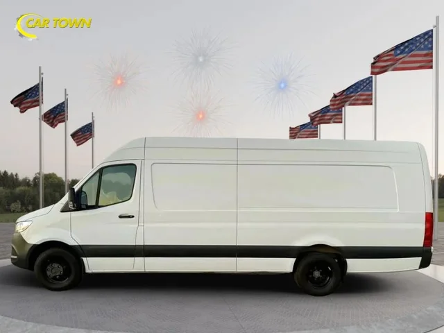 SEMINUEVOS MERCEDES-BENZ Sprinter 3500 XD Cargo a Estados en autogozo