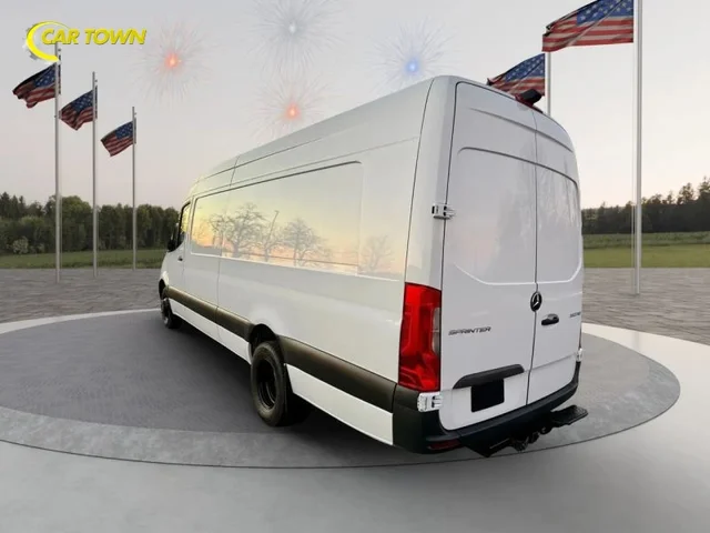 SEMINUEVOS MERCEDES-BENZ Sprinter 3500 XD Cargo a Estados en autogozo