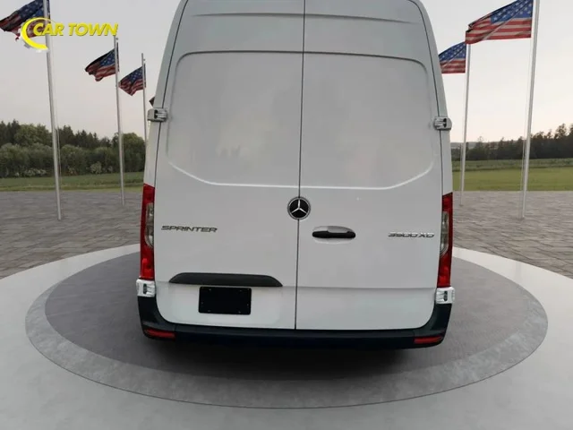 SEMINUEVOS MERCEDES-BENZ Sprinter 3500 XD Cargo a Estados en autogozo