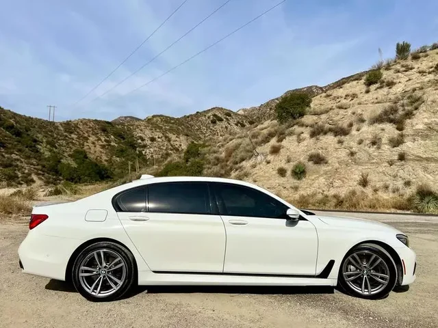SEMINUEVOS BMW 7 Series a Estados en autogozo