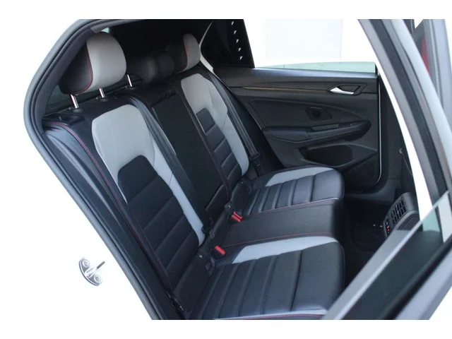 SEMINUEVOS VOLKSWAGEN Golf GTI a Estados en autogozo