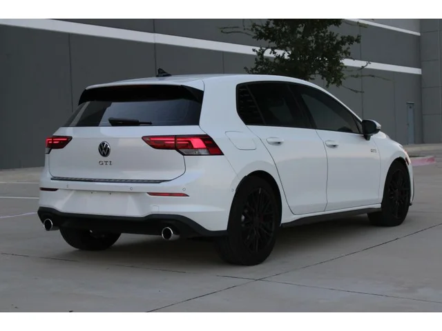 SEMINUEVOS VOLKSWAGEN Golf GTI a Estados en autogozo