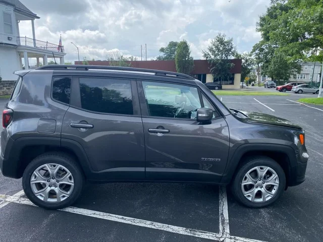 SEMINUEVOS JEEP Renegade a Estados en autogozo