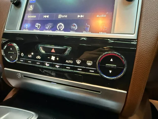 SEMINUEVOS MASERATI Quattroporte a Estados en autogozo
