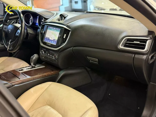 SEMINUEVOS MASERATI Ghibli a Estados en autogozo