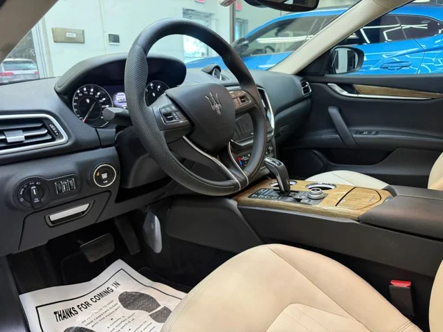SEMINUEVOS MASERATI Ghibli a Estados en autogozo
