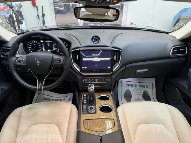 SEMINUEVOS MASERATI Ghibli a Estados en autogozo