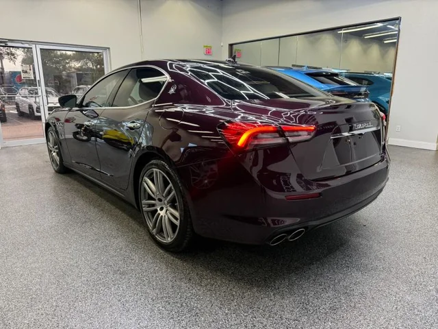 SEMINUEVOS MASERATI Ghibli a Estados en autogozo
