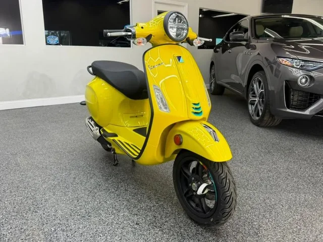 SEMINUEVOS VESPA Primavera 50 S a Estados en autogozo