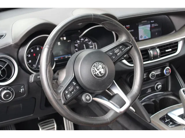 SEMINUEVOS ALFA ROMEO Stelvio a Estados en autogozo